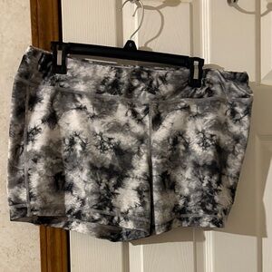 Women's Tie-Dye Shorts. Size XL. Like new.